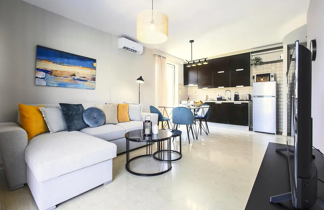 Lis153 By Smart Cozy Suites - Top Floors With Amazing City View - Available 24Hr-1
