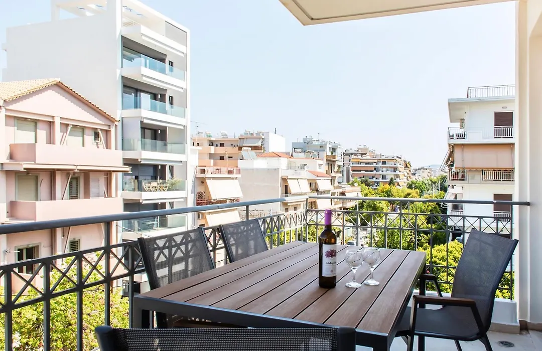 Lis153 By Smart Cozy Suites - Top Floors With Amazing City View - Available 24Hr-1